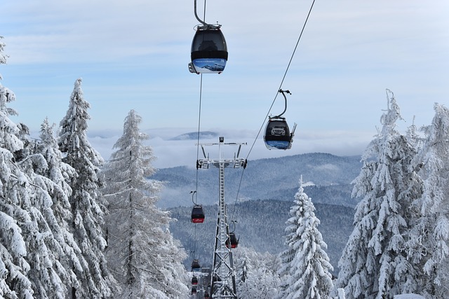 gondola ski lift